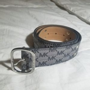 Michael Kors- Studded Leather belt